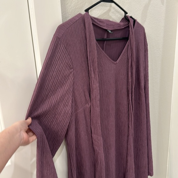 EUC Women’s SHEIN Brand Long Sleeve Stretch Dress Plus Size Solid Crepe - Picture 7 of 10